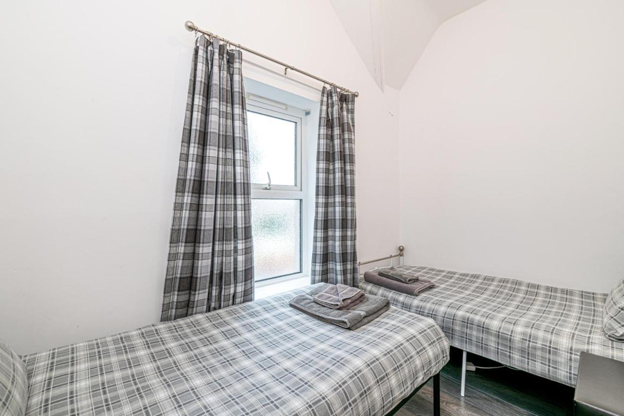 Two Bedroom Holiday Apartment Colwyn Bay Zewnętrze zdjęcie