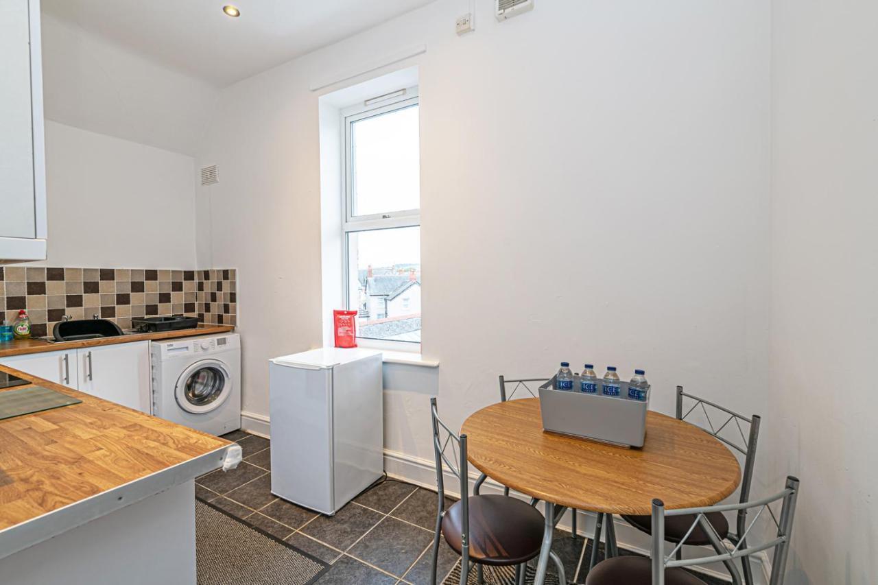 Two Bedroom Holiday Apartment Colwyn Bay Zewnętrze zdjęcie